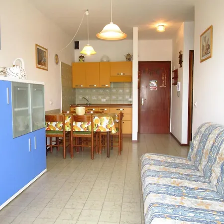 In Caorle Ve Lägenhet